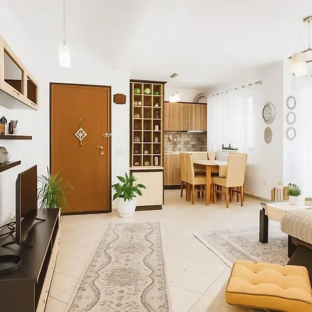 Crystal Comfort Stylish Spotless Διαμέρισμα Τίρανα