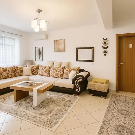 Crystal Comfort Stylish Spotless * Tirana